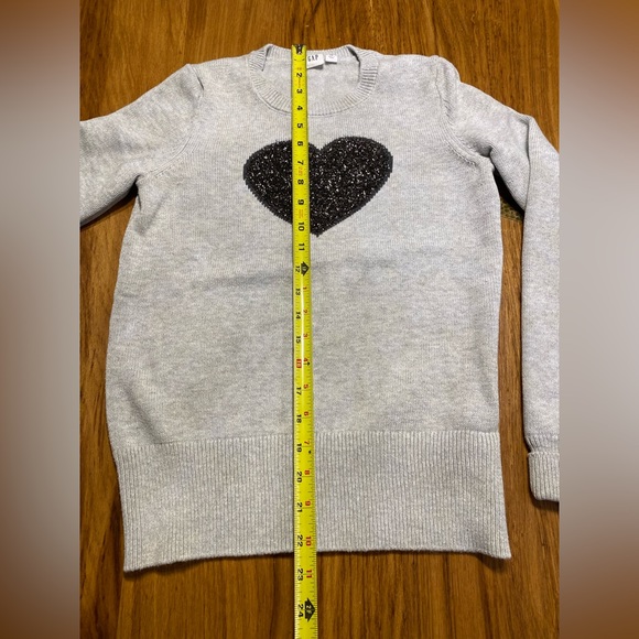 GAP sweater - Picture 2 of 6